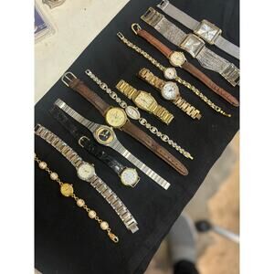 12 Women’s Watches! They all work! Citizens,Seiko, Bulova Ect. Read!